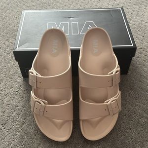 MIA Sandals